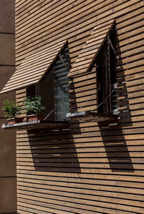 Wood Slat Clading Awning Shelf Windows Architecture Résidentielle