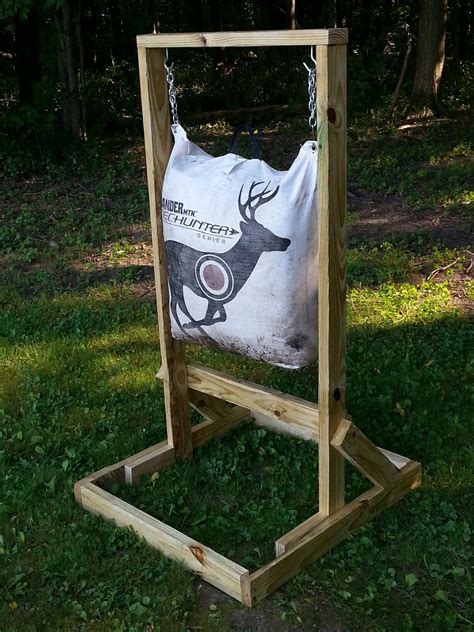 Maybe you would like to learn more about one of these? DIY Bow target stand. 4 8' 2x4s and clear coat | Diy archery target, Bow target, Archery target ...