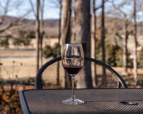 A Locals Monticello Wine Trail Guide 10 Best Wineries In Charlottesville