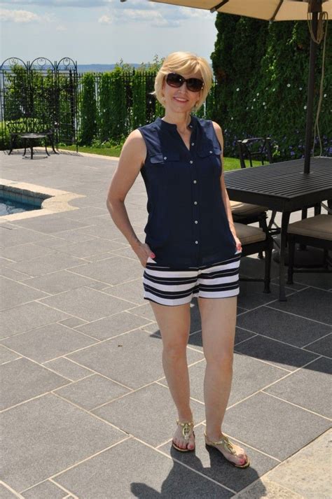 Summer Shorts Outfits For Women Over 40