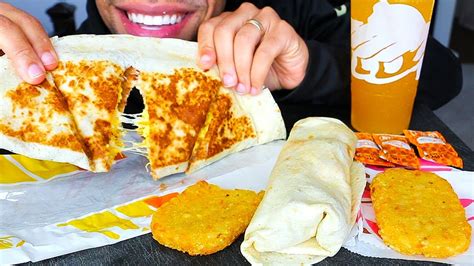 asmr taco bell breakfast burrito quesadilla hash browns cheese eating show mukbang jerry no