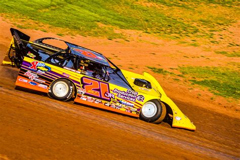 Major Dirt Late Model Series Adapting Unified Safety Rules