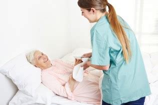 Biete meine kenntnisse und erfahrungen zur betreuung und pflege zu hause an als freiberufliche krankenschwester. Ambulante Pflege zu Hause » Häusliche Pflege & Kosten ...