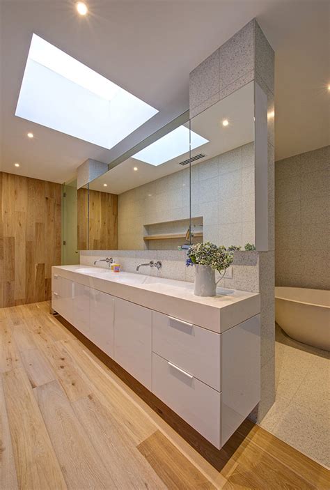 Inspiration for bathroom furniture & accessories, modern vanity units, illuminated mirrors, bathroom wall sconces & pendants, plus decor colours and styles. 25 Beautiful Warm Bathroom Design Ideas - Decoration Love