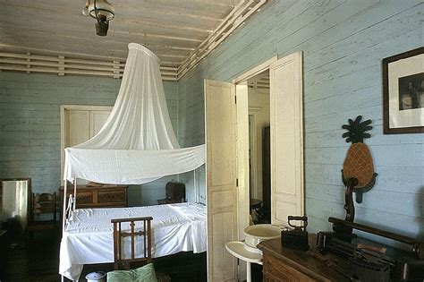 {not pretty} speaking of sleep,nothing makes a a beach house or coastal bedroom. Coastal Living or Beach Cottage Style Design Tips