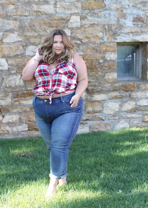 Plus Size Jeans From The New Melissa Mccarthy Line At Hsn Fat Girl Flow