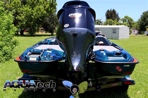 Eyra comparison 2020 bassmaster elite at lake guntersville (full tv show) 2021 boat buyers guide. 2021 Bass Cat Caracal For Sale - Bass Fishing Boats | Aqua ...