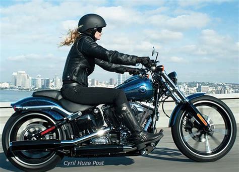 What Makes A Woman Really Happy Riding A Motorcycle At Cyril Huze