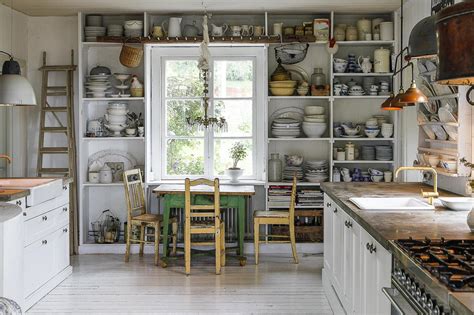 Otro elemento ideal para las cocinas rústicas son las bancadas o muebles de obra. Espectacular cocina de campo - Blog tienda decoración ...