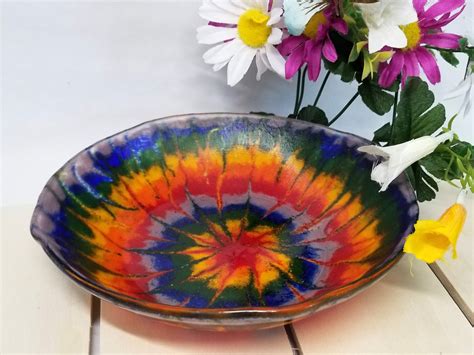 8 Inch Tie Dye Look Fused Glass Bowl Vivid Rainbow Colors Seeds Glassworks