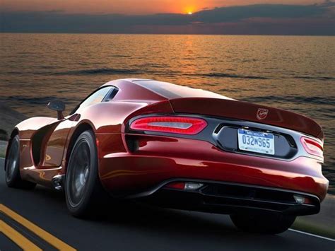 Dodge Is Desperate To Sell Vipers Slashes Price Dodge
