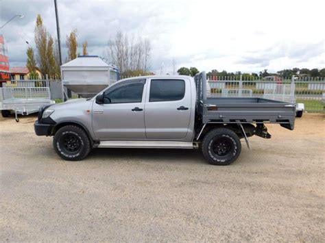 Ute Tray - Silver Hilux Dual Cab - Sapphire City Engineering