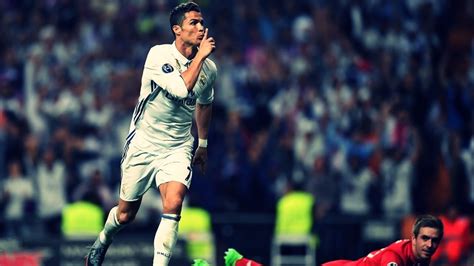 Cristiano Ronaldo Dribbling Skills And Goals 2017 The Machine Hd Youtube