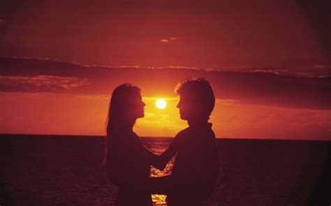 Free Download 1920x1080 Couple Sun Man Woman Sunset Love Sea Wallpaper