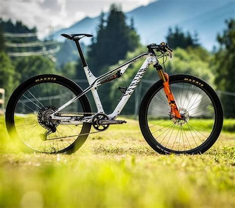 This may be fairly new territory for mathieu van der poel, but already he's been touted as a possible monument winner in his first real tilt at the biggest races on the world tour, not least by yours truly. La Canyon Lux CF SLX personalizada de Mathieu van der Poel