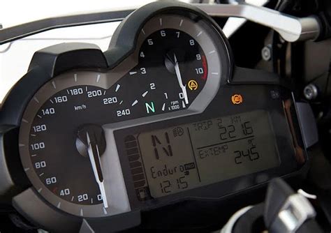 What is the best speed for bikes for best fuel efficiency? Tips to Improve Fuel Efficiency/Mileage of Bike | Droom