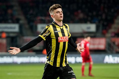Mason tony mount (born 10 january 1999) is an english professional footballer who plays as an attacking or central midfielder for premier league club chelsea and the england national team. Ajax want Chelsea starlet Mason Mount as clubs across ...