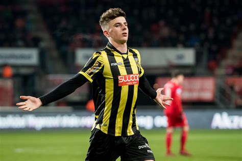 Check out his latest detailed stats including goals, assists, strengths & weaknesses and match ratings. Ajax want Chelsea starlet Mason Mount as clubs across ...