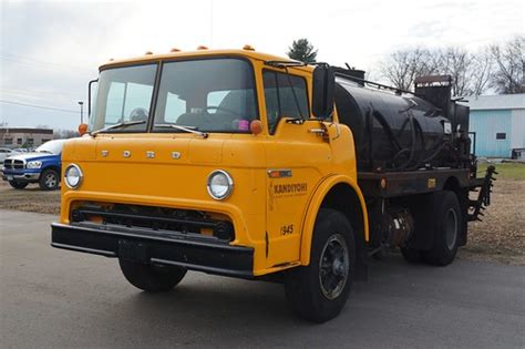 Ford F 700 Cabover Coe Click Here For More Car Pictures Flickr