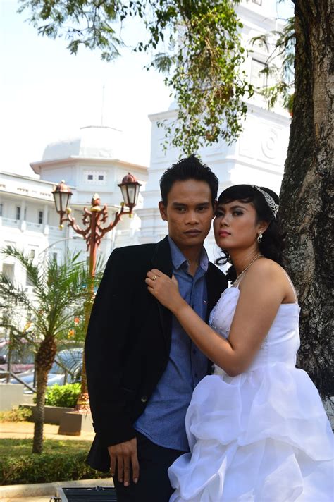 May 20, 2021 · pt angkasa pura ii atau ap ii mengubah pola operasi bandara usai aktivitas penerbangan mulai merangkak naik usai larangan mudik berakhir. ~~Foto PREWEDDING Semarang~ FOTO WEDDING SEMARANG BAMBANG ...
