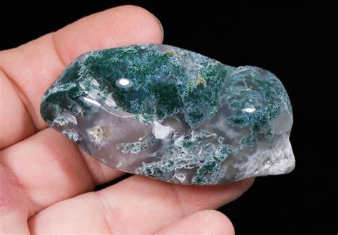 Green Moss Agate Palm Stone, 66x30x17mm, 46g (NF1141) | Moss agate