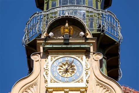 So kann graz eine vielzahl von touristenattraktionen bieten, die voller kunst und geschichte sind. Glockenspiel Graz - Sehenswürdigkeit in Graz | Graz Tourismus