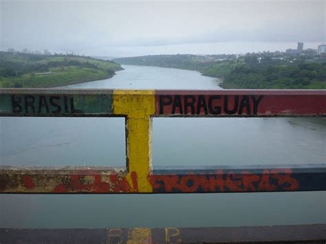 Biogeographies in the south frontier (brazil/paraguay/bolivia). El "Puente de la Amistad" entre Brasil y Paraguay podría ...
