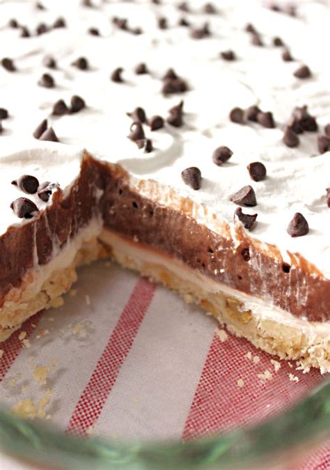 Spread over cream cheese filling. Layered Pudding Cake - I Dig Pinterest | Recipe in 2020 ...