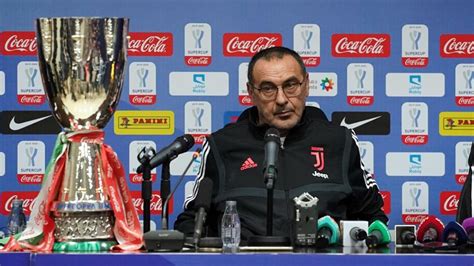 È stata la juve a avvicinare sarri alla lazio, non facendo valere l'opzione per rinnovare l'accordo con l'allenatore anche per la prossima stagione. Sarri: "Ultimamente mi diverto vedendo giocare la Juventus ...