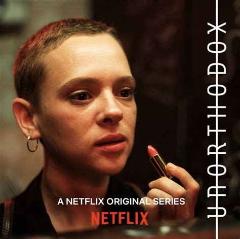 Un grup de muzicieni îi devin familie, dar trecutul o prinde din urmă. Poster Unorthodox (2020) - Poster Neortodox - Poster 4 din ...