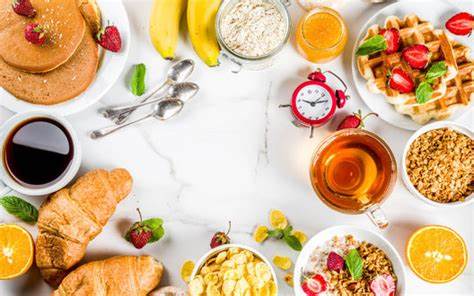 Диета яйцо творог с чаем Обои на рабочий стол Шампанское наливают в бокалы с клубникой, обои для Обои на рабочий стол Шампанское наливают в бокалы с клубникой, обои для Диета яйцо творог с чаем