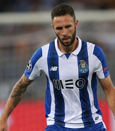 Layún, miguelmiguel arturo layún prado. Watch Miguel Layun Goal vs Leganés, His First In La Liga