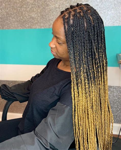 #knotlessbraids #shorts #howtohey hey luvvssss!!in this video i am bringing you 13 quick and easy knotless box braid hairstyles! Small Knotless Box Braids. #knotlessboxbraids # ...