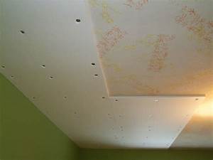 Postup lepení polystyrenu na strop