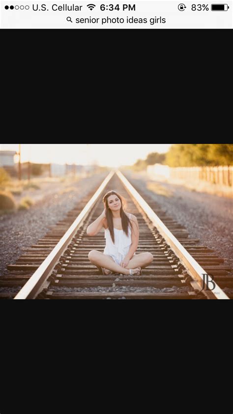 Pin By Ali L On Senior Pictures Senior Pictures Picture Railroad Tracks