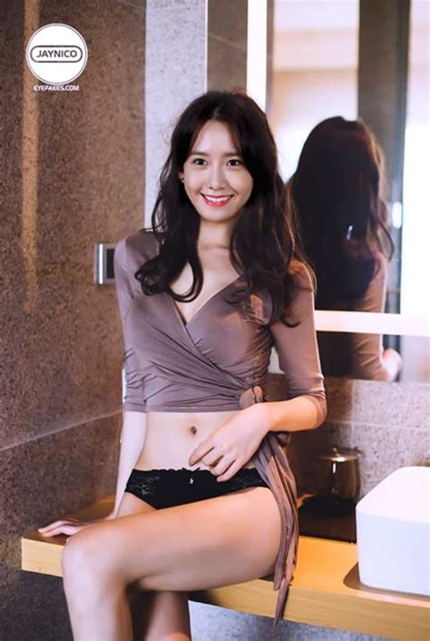 윤아 nude fakeYoona naked fake