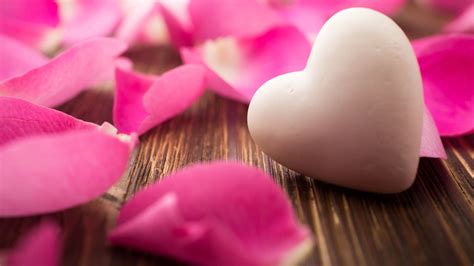 Maybe you would like to learn more about one of these? Cute Hearts Wallpaper (51+ images)