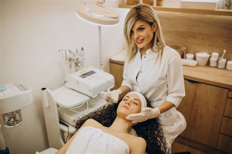10 Esthetician Marketing Ideas You Need To Attract New Clients