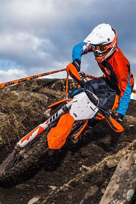 It is completely stock besides the silencer and a few protection parts. 2019 KTM 250 (SX & Enduro) all models - Autopromag USA ...