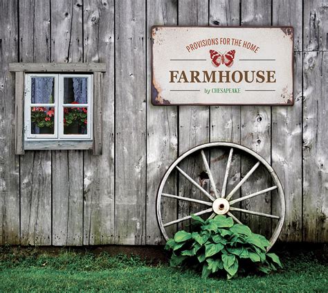 Vintage Farmhouse Wallpaper