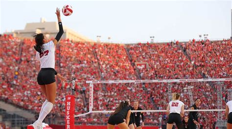 Nebraska Volleyball Sets World Record With Attendance Womens Sports