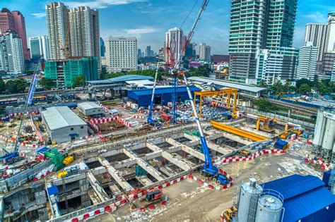 It was a major commercial street of early kuala lumpur, and is now the location of a few financial institutions. Jalan Tun Razak (Titiwangsa) - MRT Corp