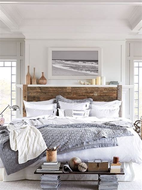 beach style bedrooms  bring  shore   door