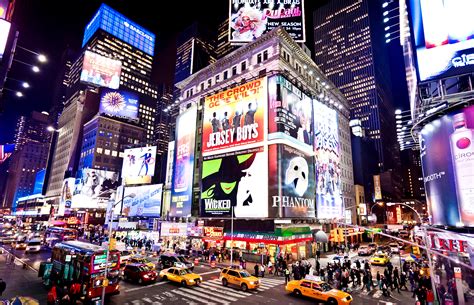 Les Musicals De Broadway Francais New York Travail New York Expatriés New York