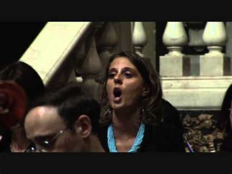 Testo e accordi della canzone gloria a dio di canti liturgici. Alto e Glorioso Dio - YouTube