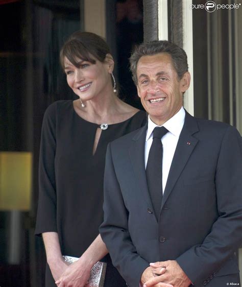 Nicolas Sarkozy Et Carla Bruni Sarkozy Photo En Mai 2011 Lors Du G8 à Paris Attendent Leur