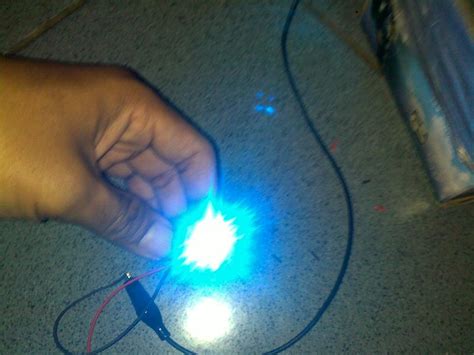 Harga lampu emergency 84 led smd 4 sisi 8 watt battery 3000 mah putih dimmer. Rangkaian Lampu LED Untuk Motor (12 Volt Battery) |Koleksi ...