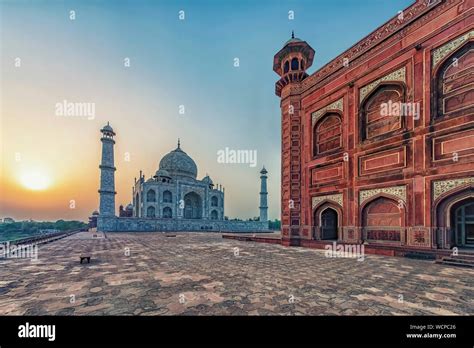 Taj Mahal In Sunrise Light Agra India Stock Photo Alamy