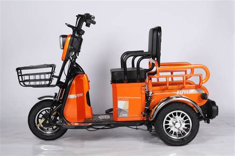 Hot Selling Electric Tricycle Small Rickshaw Passenger Tricycle For