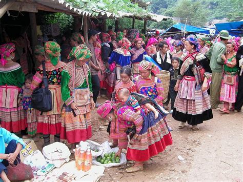 Treasures of Vietnam: The Ethnic minorities around Sapa:What makes the difference